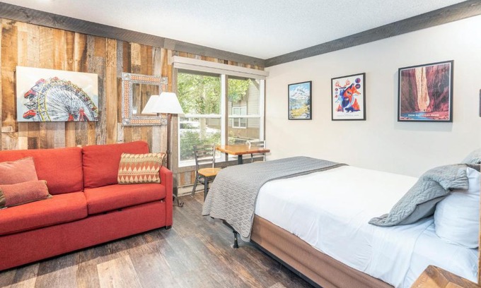 Telluride Hotel | Mountainside Inn 412 by Alpine Lodging Telluride