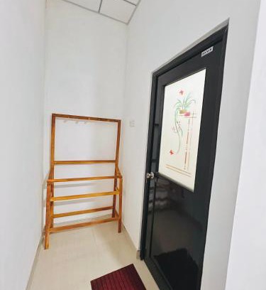 Attikulama Hotel | Moyaana in