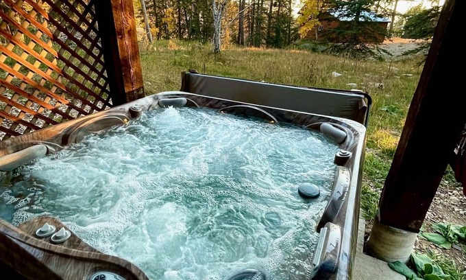 Lead Cabin | Mtn Cabin*Spa*Arcade*ATV*Hiking*Trails*Exploring