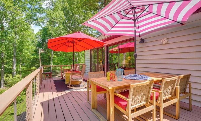 Nellysford House | Mtn & Lake Views: Serene Wintergreen Resort Escape