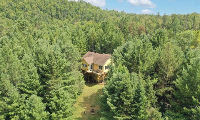Amherst Cottage | My Chic Cabane 2 near Tremblant