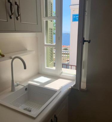 Ermoupoli Apartment | MyGavri