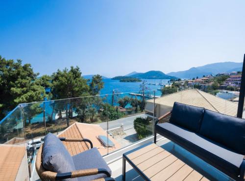 Perigiali Apartment | N&G Maisonette