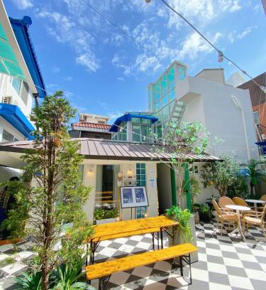 Noryangjinil-tong Apartment | N Village