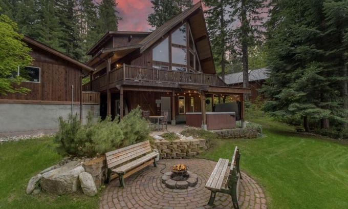 Leavenworth House | Nason Chalet