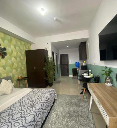 Highway Hills Apartment | Nature Inspired Cozy Studio Rooms Mandaluyong Near Edsa Shaw Shangri-La Megamall at F Residences