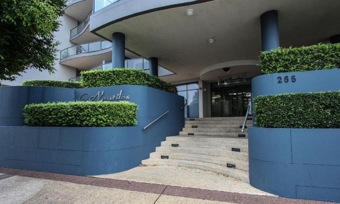 Newcastle Apartment | Nautilos On The Harbour