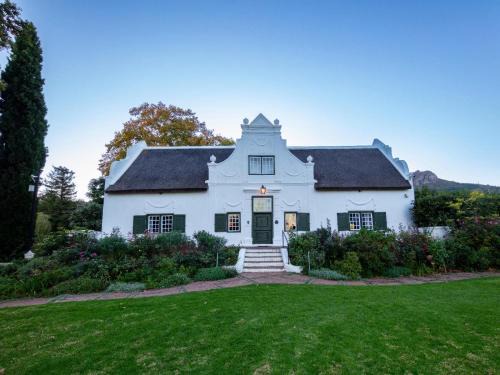 Stellenbosch House | Navarre Residence