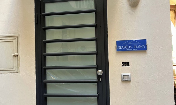 Naples City Centre House | Neapolis Francy Marechiaro
