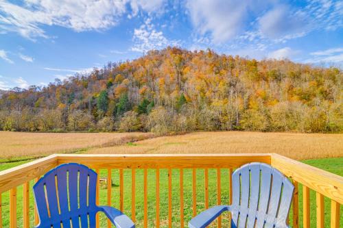 Eriline House | Near ATV and Hiking Trails Home with Deck in Oneida!