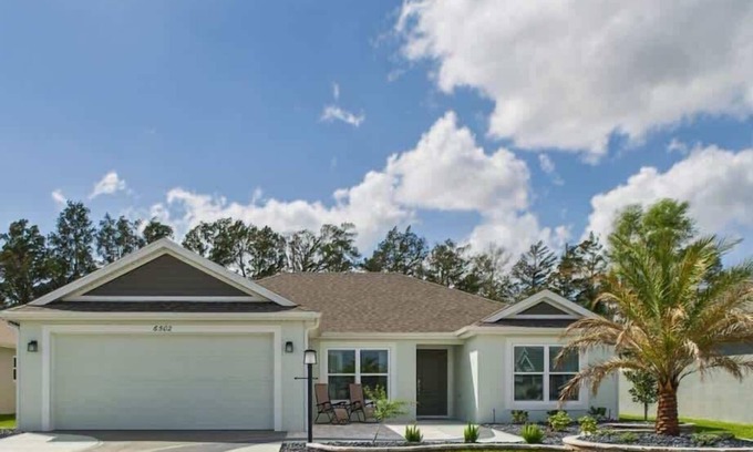 Okahumpka House | Near Sawgrass Grove in The Village of Newell