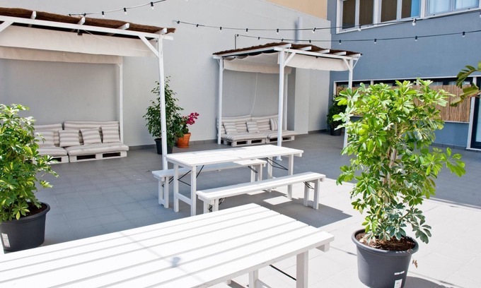 Santo Antonio Apartment | Negroni Balcony in Lisbon - by Misha s Place 1A