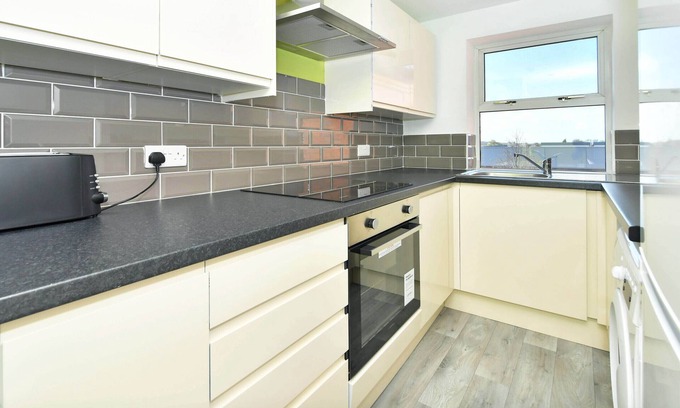 Hanley Apartment | Nelson Stays Self Contained Studios
