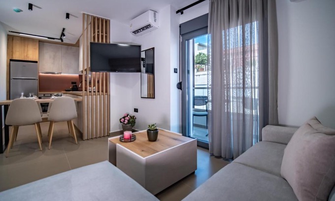 Volos City Centre Apartment | Nestia urban apartments