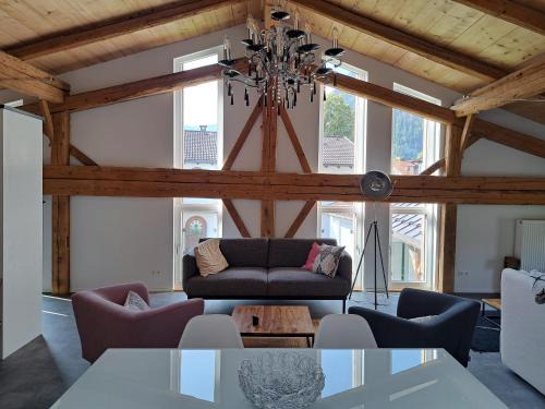 Oberammergau Apartment | Neu! Ferienwohnungen im Lüftlmalereck, Hennalahaus