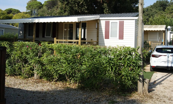 Frejus RV Rental | New 3-bedroom mobile home Fréjus