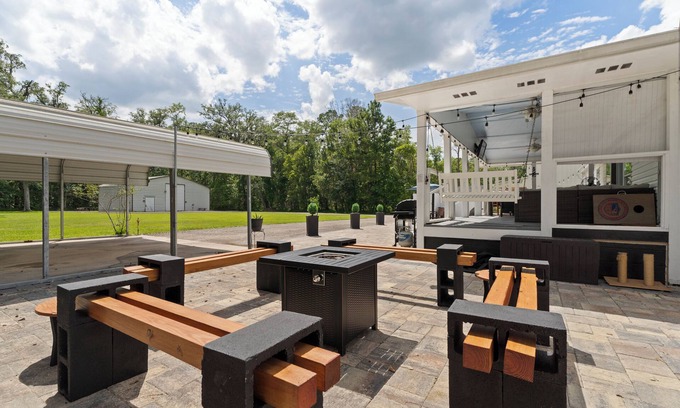 Green Cove Springs Other | NEW Farmhouse! Hot tub, Fire Pit & Yard Games