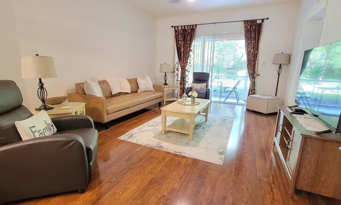 Gainesville Condo | New In-City Comfort: Condo Getaway 2-bed, 2-bath