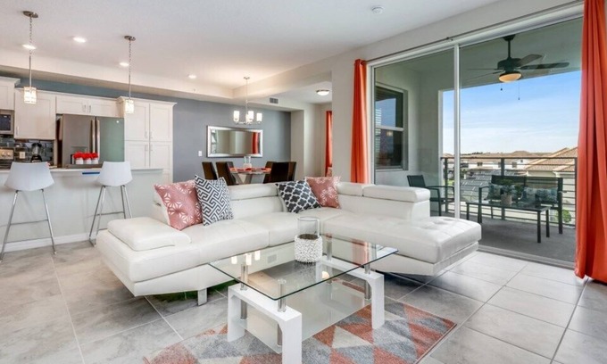 Campbell Apartment | New Listing! Storey Lake Resort, 9mi to Disney & 10mi to Universal - FS319267