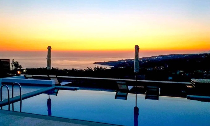 Gerani Villa | NEW Lux Villa ★ Prive Infinity pool ★ Jacuzzi ★ SeaView