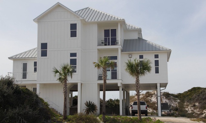 Port St. Joe House | NEW POOL! Water Front Home Dog Friendly! Call 678-283-6026 special rate!