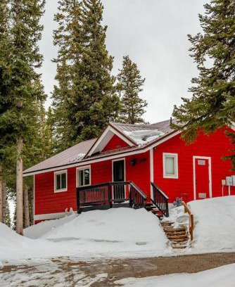 Valley of the Sun House | NEW RENTAL - Cozy Cabin with Stunning Views - Crimson Cabin