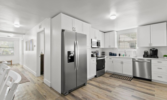 St. Petersburg - Clearwater House | NEW St Pete Retreat Newly Updated Pet Friendly