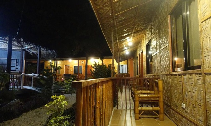 Oslob House | New Village Lodge