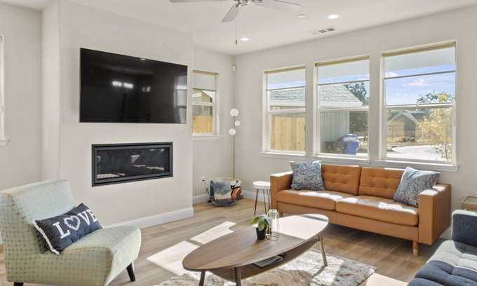 Murphys House | Newly Built Murphy's Modern Retreat