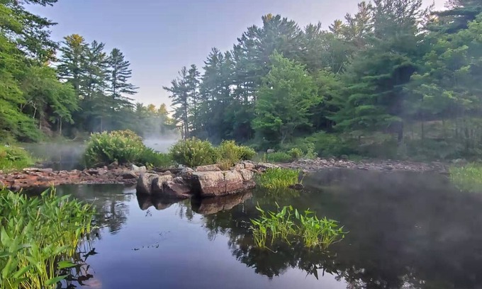Seguin Cottage | Newly designed beautiful cottage by the water on Parry Sound