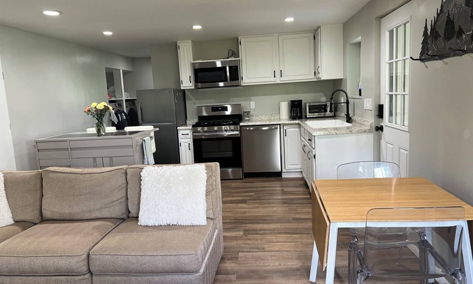 Snowmass Village Apartment | Newly remodeled apartment 1 mile from Base Village. nAvailable long term!