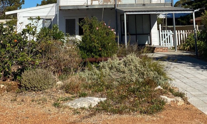 Falcon House | Newly renovated Beach Shack. 200 metre to the beach. New bathrooms and kitchen.