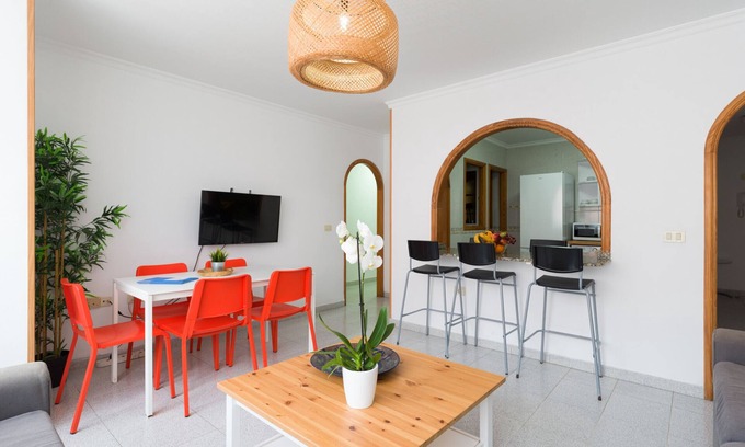 Las Palmas de Gran Canaria Ski Chalet | Next to the beach - 5 beds By CanariasGetaway