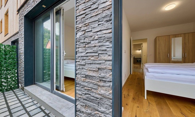 Svoboda nad Upou Apartment | Nice apartment for 4 people with WIFI, TV, terrace and pets allowed