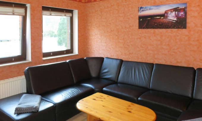 Adenau Apartment | Nice apartment for 5 guests with WIFI, TV, pets allowed and parking