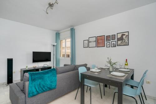 Fuengirola Apartment | Nice apartment 20 meters from the beach