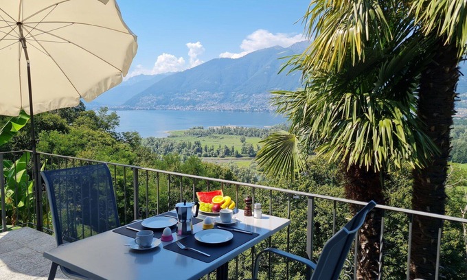 Magadino Apartment | Nice apartment for 2 guests with WIFI, TV, patio and panoramic view
