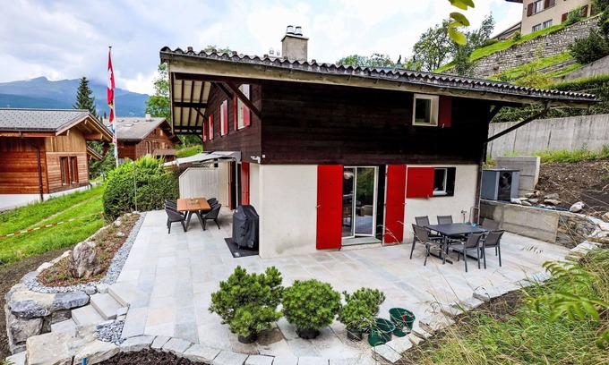 Grindelwald Apartment | Nice apartment for 6 people with WIFI, TV, terrace and pets allowed