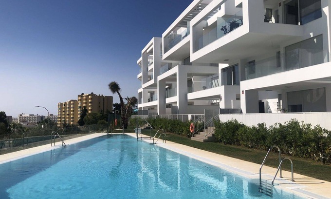 Carihuela Apartment | Nice apartment for 4 guests with WIFI, A/C, pool, TV and terrace