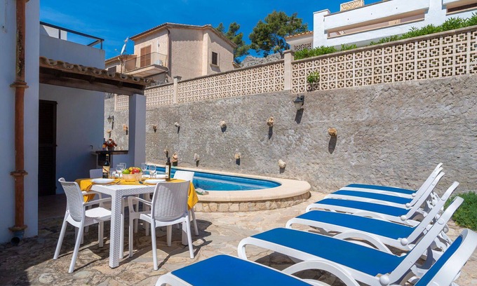 Cala Carbo House | Nice apartment in villa for 8 guests with pool, WIFI, A/C, TV and terrace