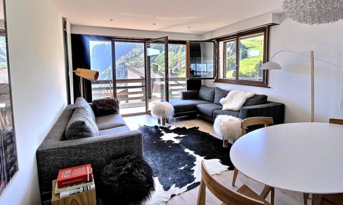 Val d'Illiez Apartment | Nice apartment SKI-IN in Les Crosets with 2 bedrooms, 2 bathrooms, and parking space (6-W)
