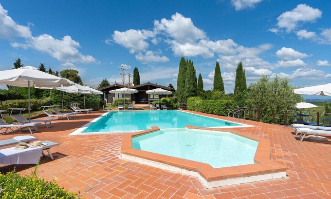 Sughera Apartment | Nice apartment with A/C, WIFI, pool, TV, veranda and panoramic view, close to San Gimignano