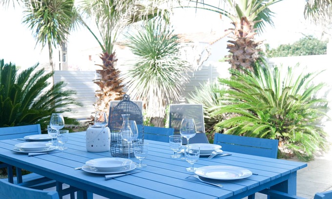 Chateau-d'Olonne Ski Chalet | Nice holiday home in La Pironnière near the wild coast