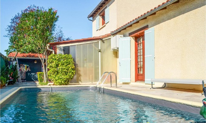 Les Eyzies House | Nice Home In Bergerac With Wifi