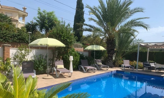 Miami Platja Ski Chalet | Nice house with private pool 300m from the Beach - Miami Platja