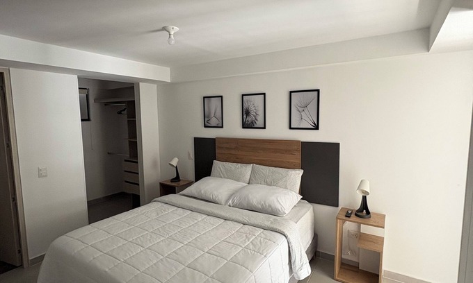 Floridablanca Apartment | Nice new apartment excellent location close to clinics. Fully equipped