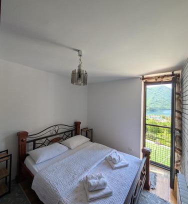 Pluzine Apartment | NiceOneLakeView
