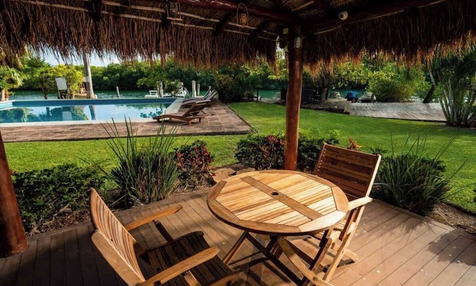 Zona Hotelera Villa | Nichupte lagoon tropical villa