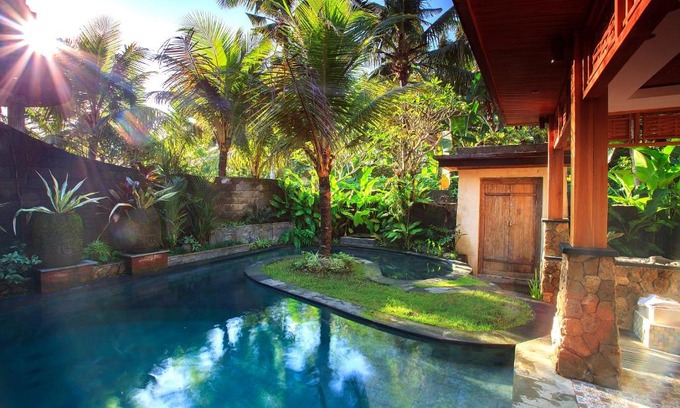 Sambahan Villa | Nidhi Private Villas