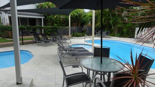 Noosaville Apartment | Noosa Gardens Riverside Resort